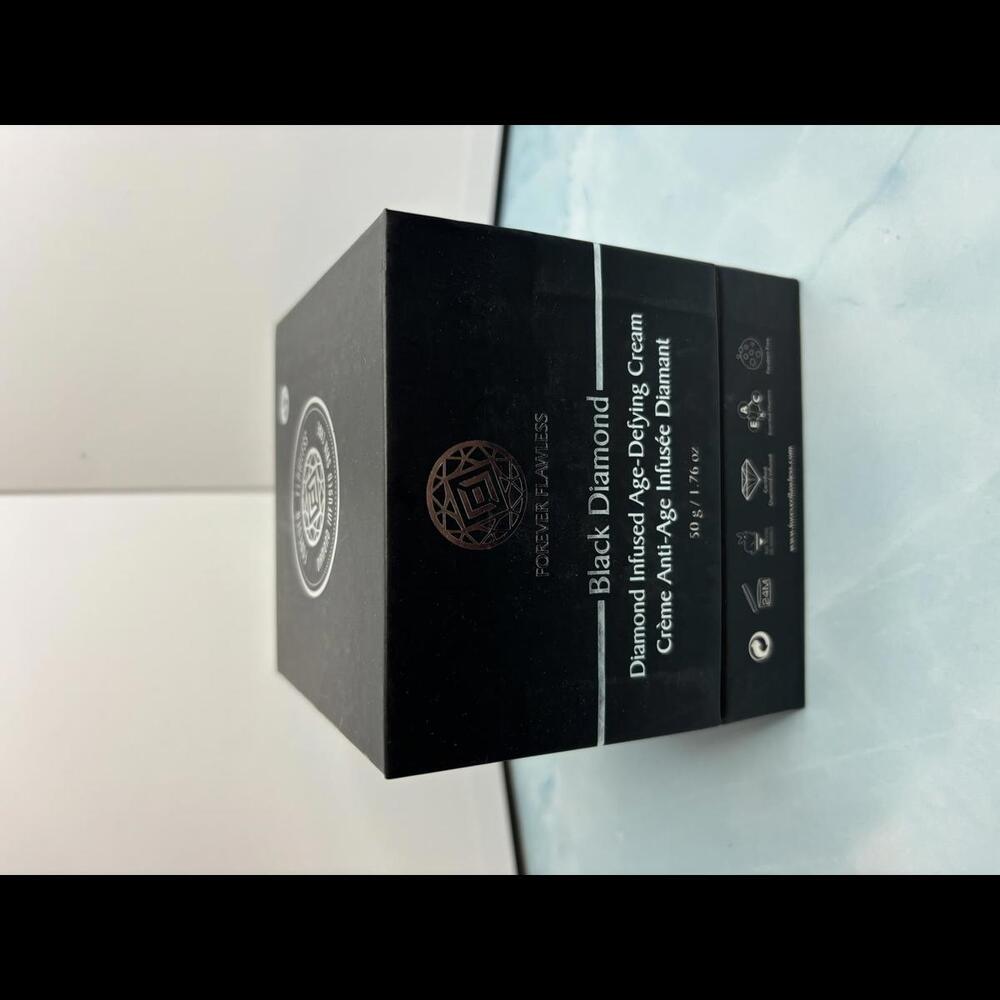 Forever Flawless Black Diamond Age-Defying Cream - 50g - Picture 1 of 3